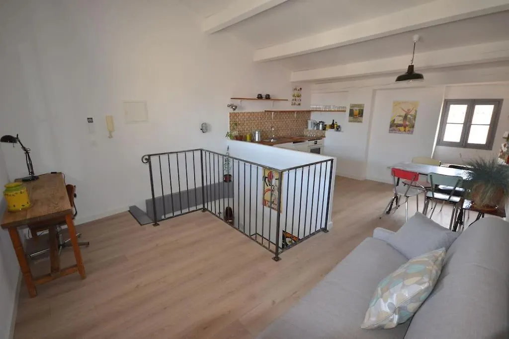 Apartment Le Dix Duplex Historical Center Balcony With View And Air Conditioning Aix-en-Provence France
